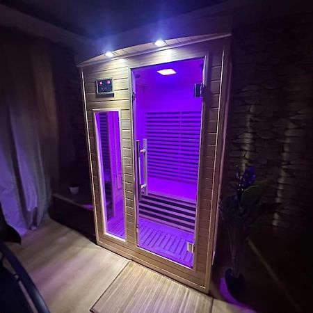 E Servagnat T3 Luxe Avec Sauna Jacuzzi Et Hammam Épernay Esterno foto