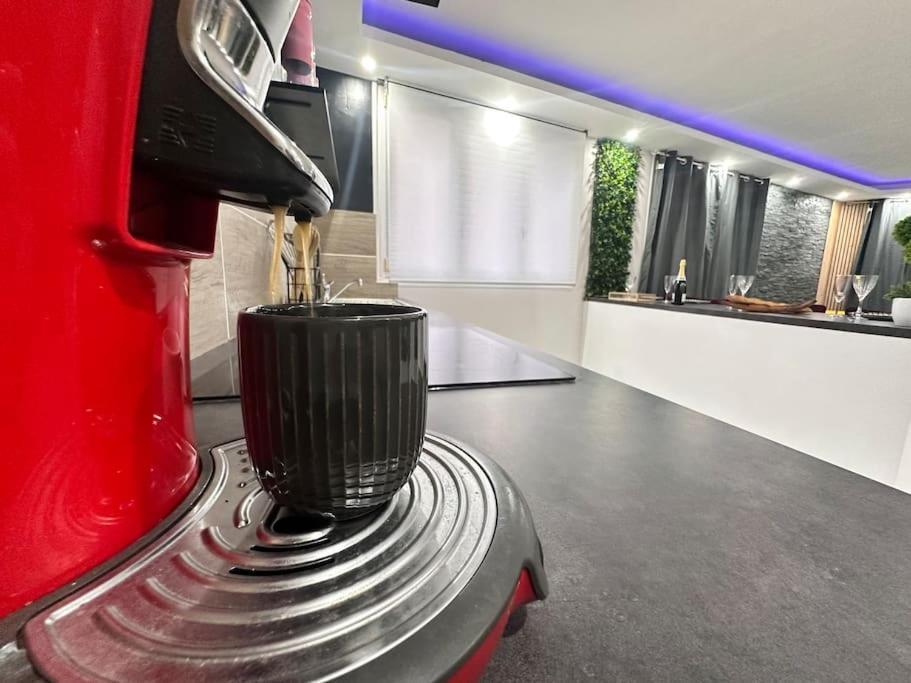 E Servagnat T3 Luxe Avec Sauna Jacuzzi Et Hammam Épernay Esterno foto